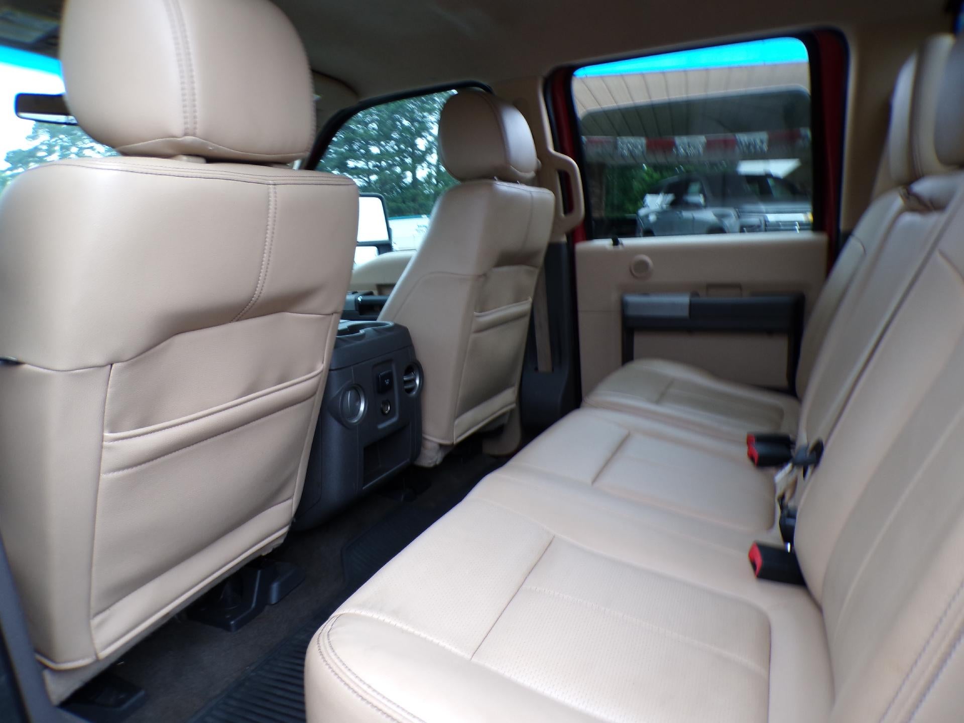 2015 Ford Super Duty F-250 SRW Lariat