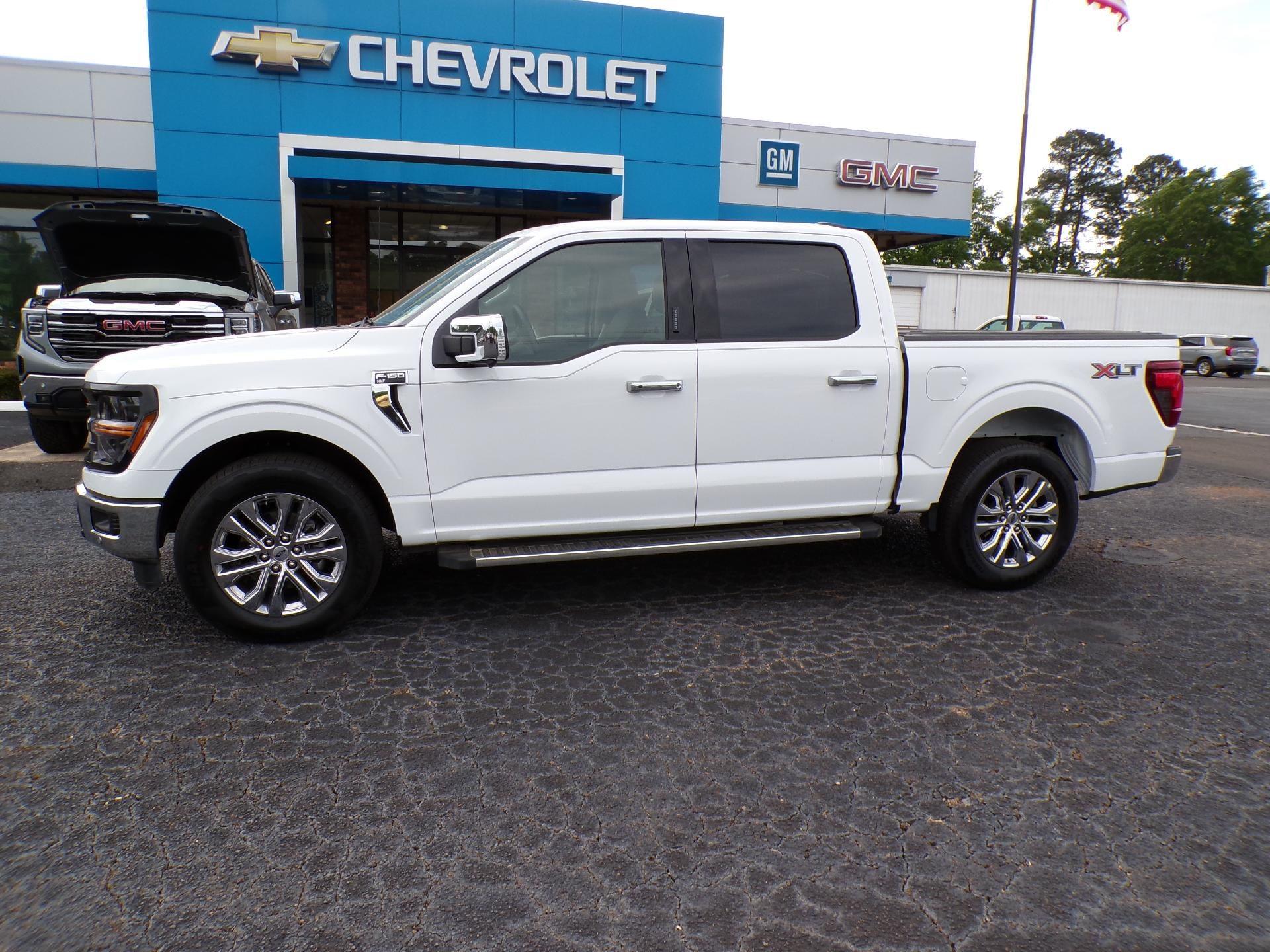 2024 Ford F-150 XLT