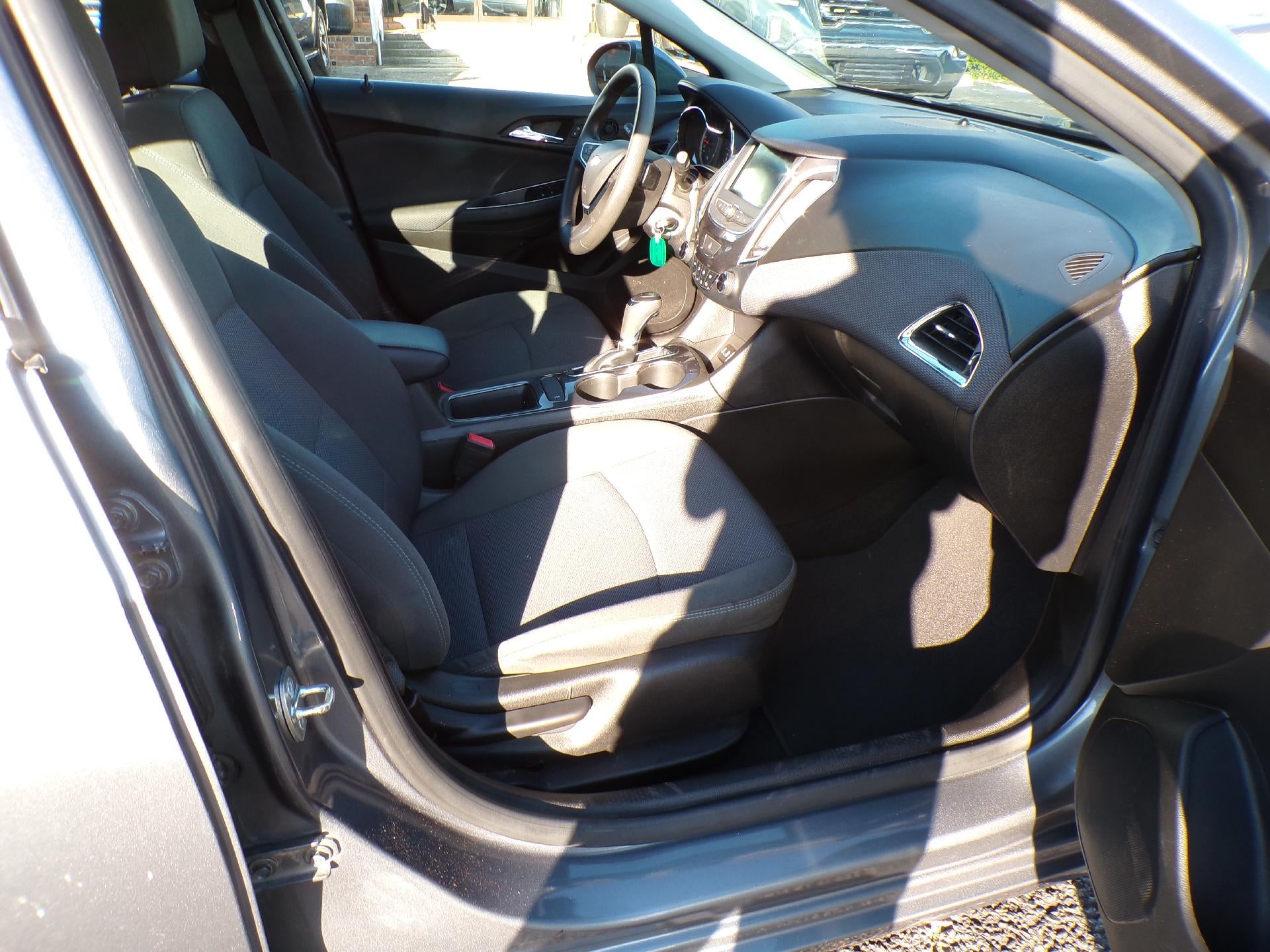 2019 Chevrolet Cruze LT