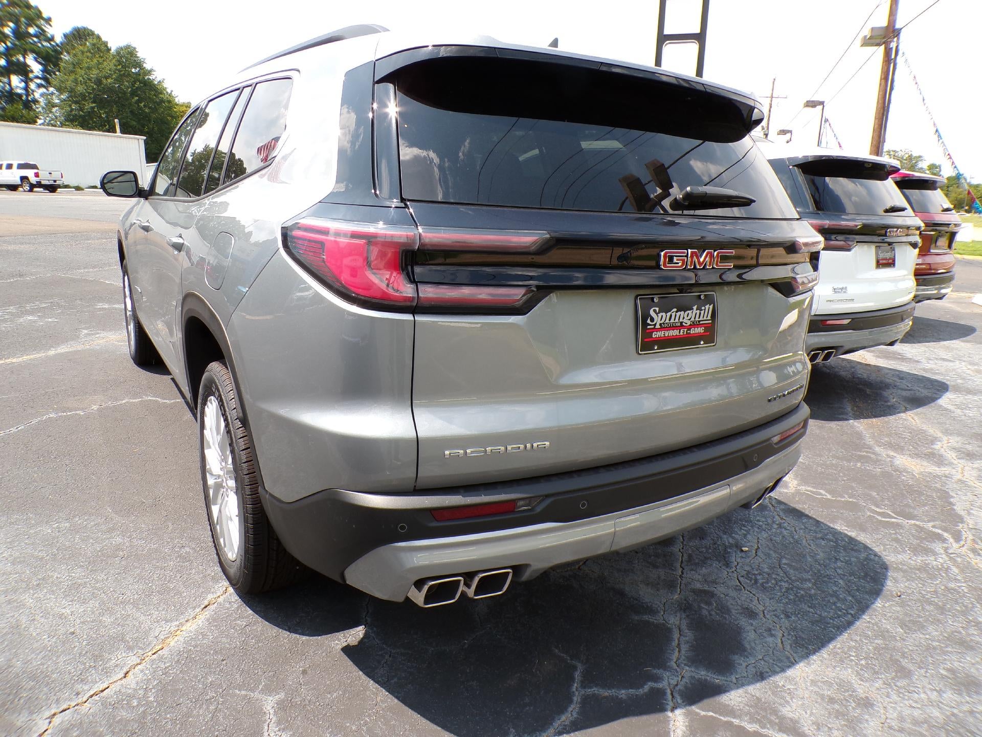 2025 GMC Acadia Elevation