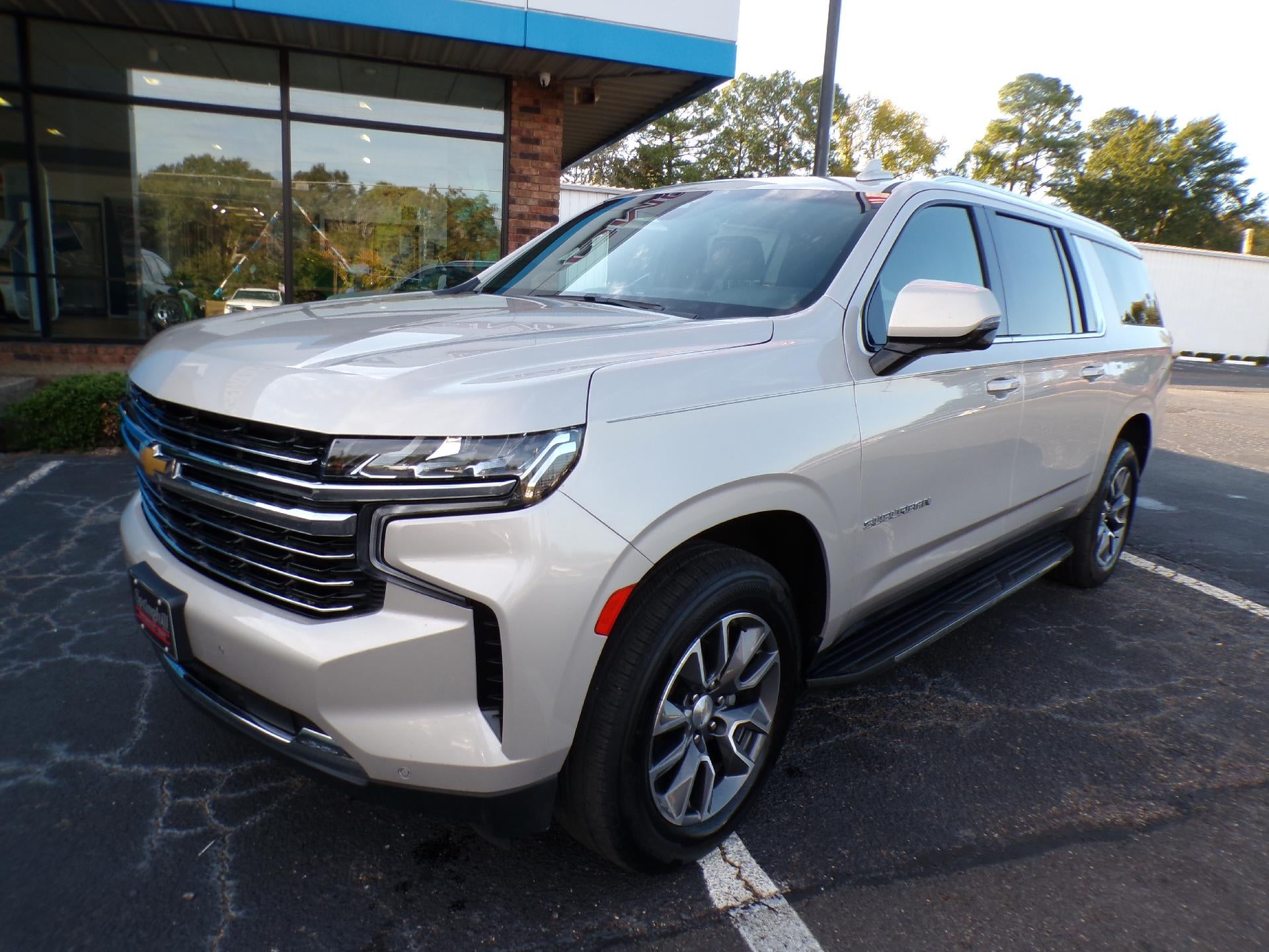2022 Chevrolet Suburban LT