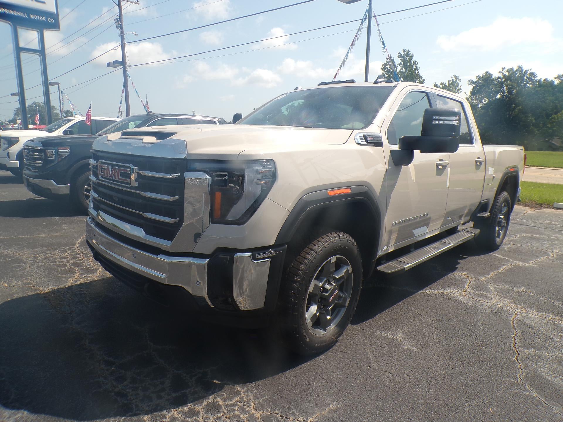 2026 GMC Sierra 2500 HD SLE