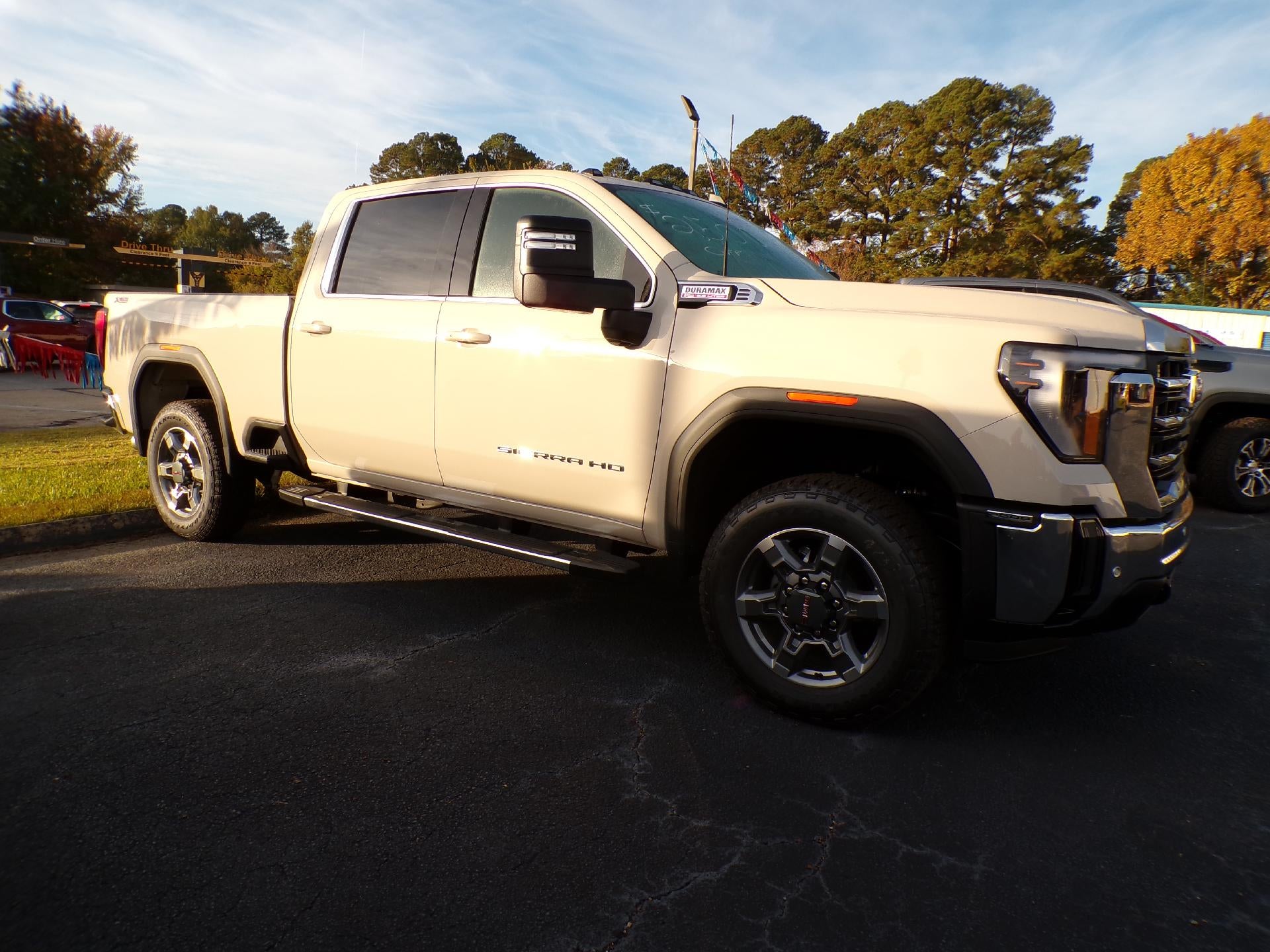 2026 GMC Sierra 2500 HD SLE