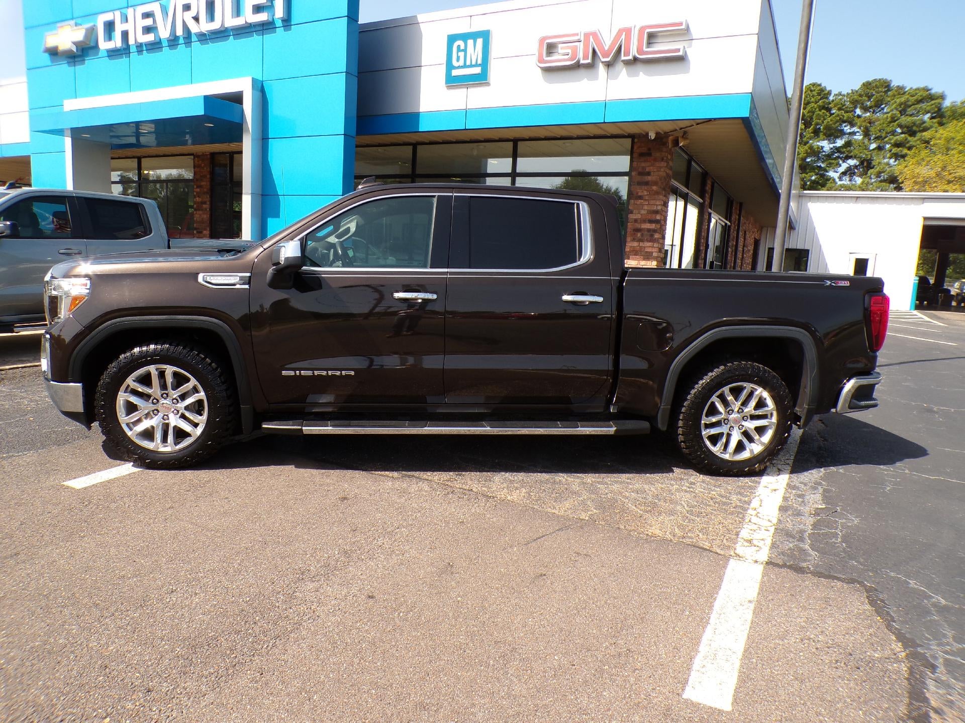 2020 GMC Sierra 1500 SLT