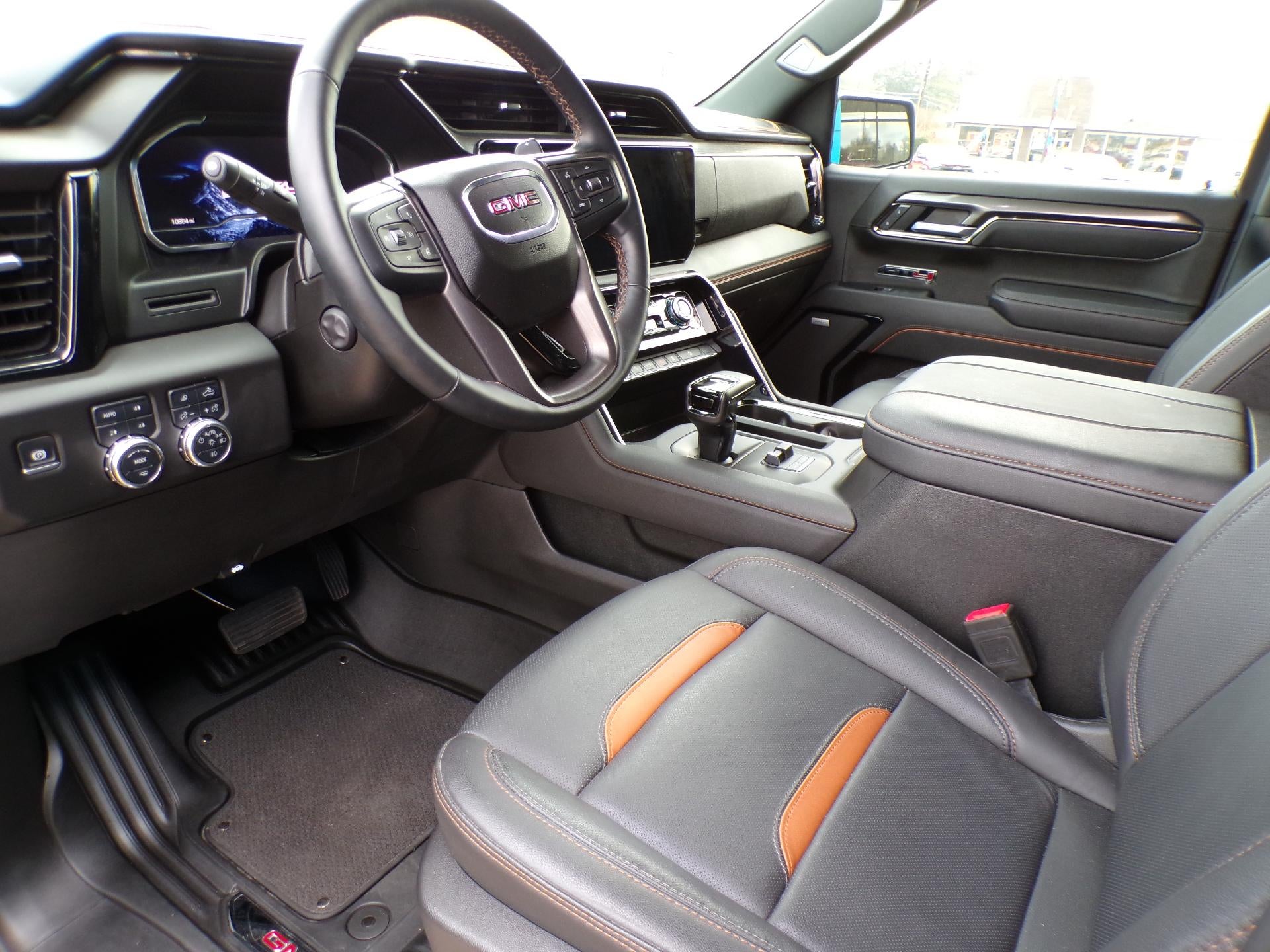 2025 GMC Sierra 1500 AT4