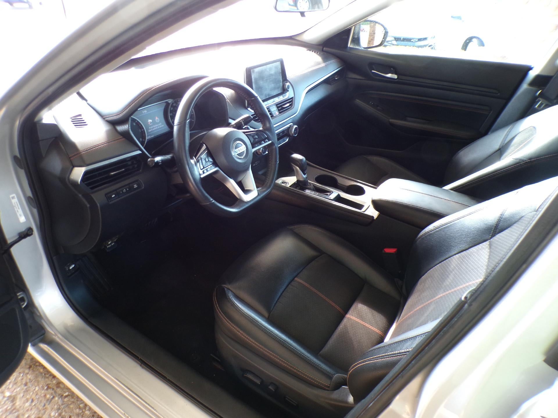 2021 Nissan Altima 2.0 SR