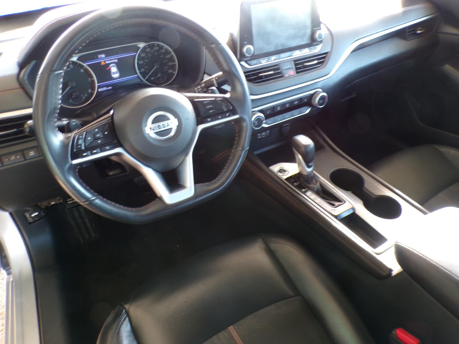 2021 Nissan Altima 2.0 SR