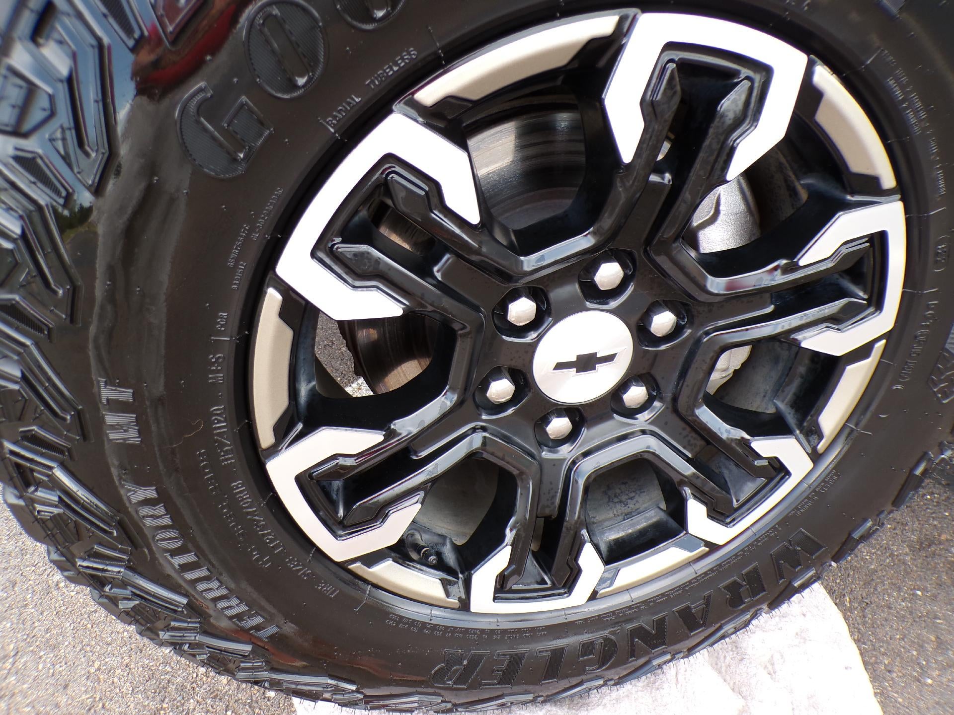 2023 Chevrolet Silverado 1500 ZR2