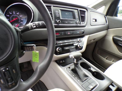 2017 Kia Sedona LX